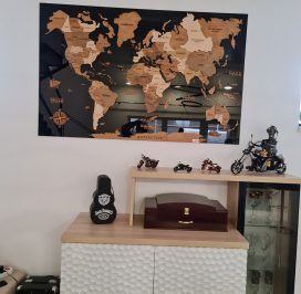 карта на чорному акрилі2